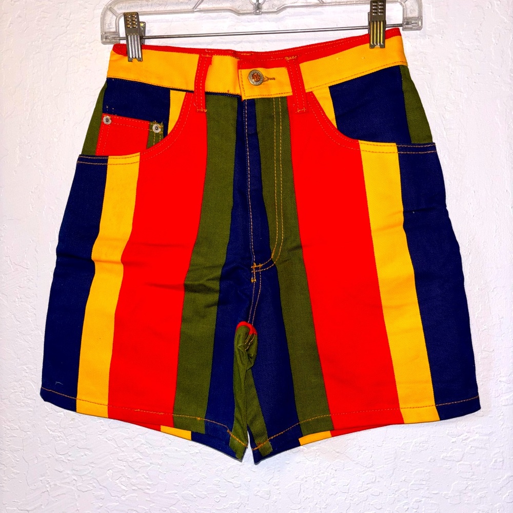 Vintage Green Box Highwaisted Striped Shorts